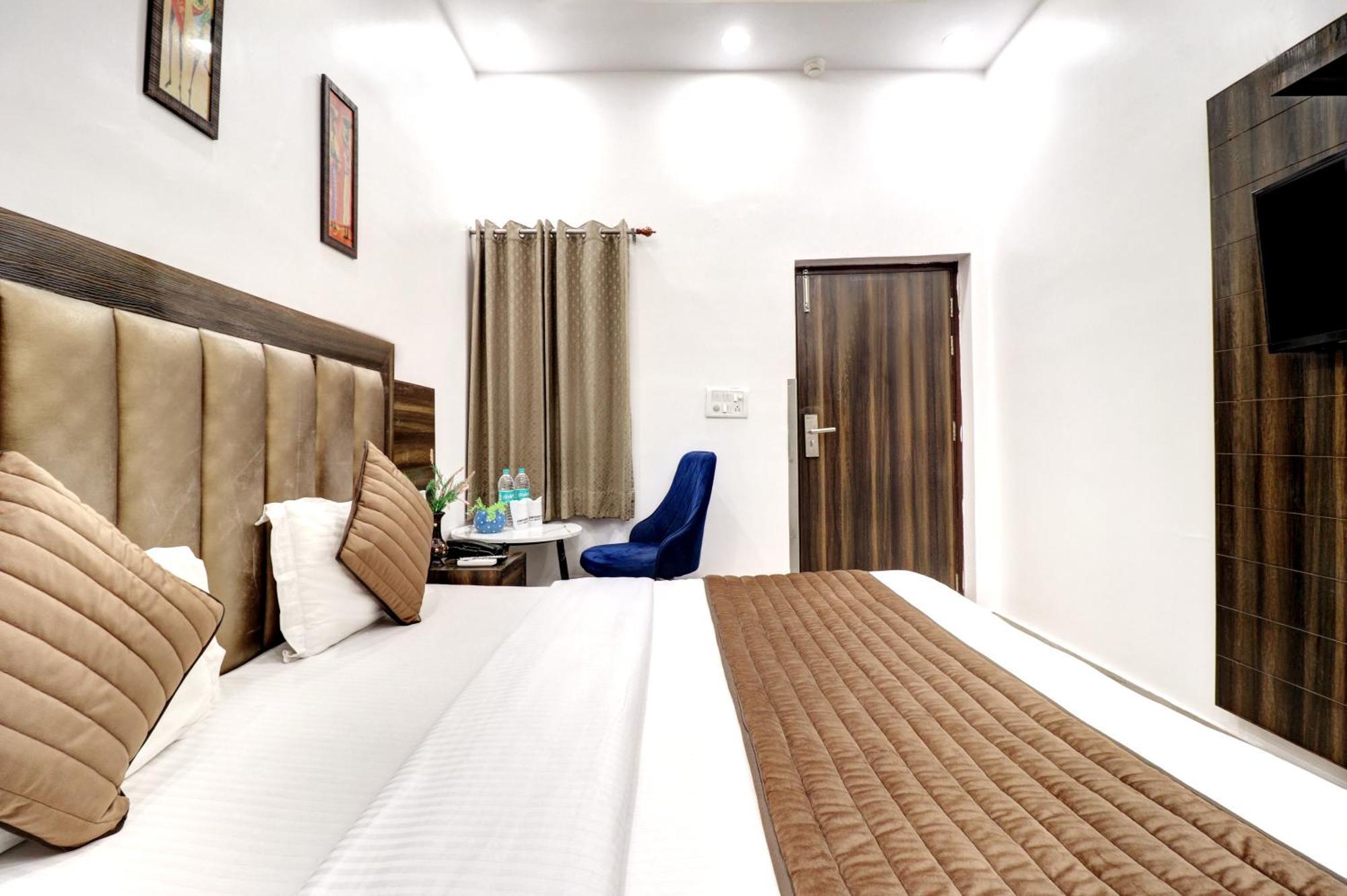 Hotel Emporio Dx - New Delhi Railway Station - Paharganj Dış mekan fotoğraf
