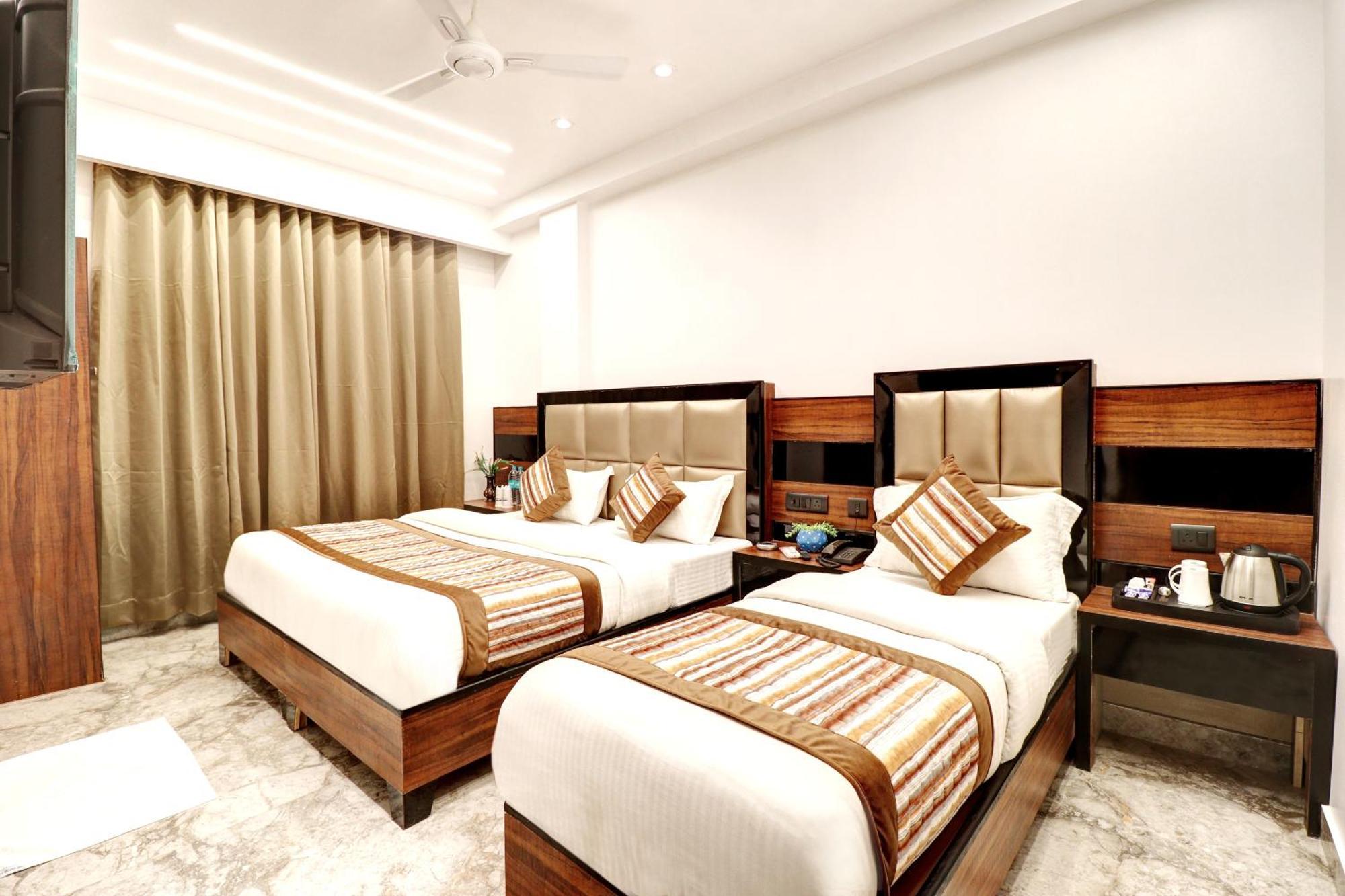 Hotel Emporio Dx - New Delhi Railway Station - Paharganj Dış mekan fotoğraf
